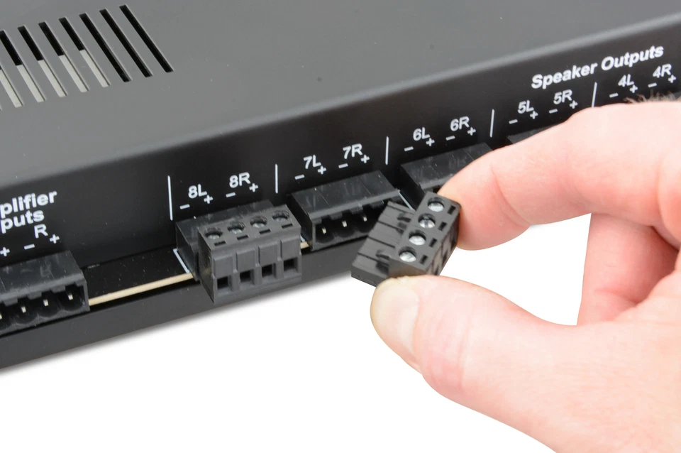 Selector de altavoces Pro Wire de 8 zonas con protección de amplificador Foto 2 de 3