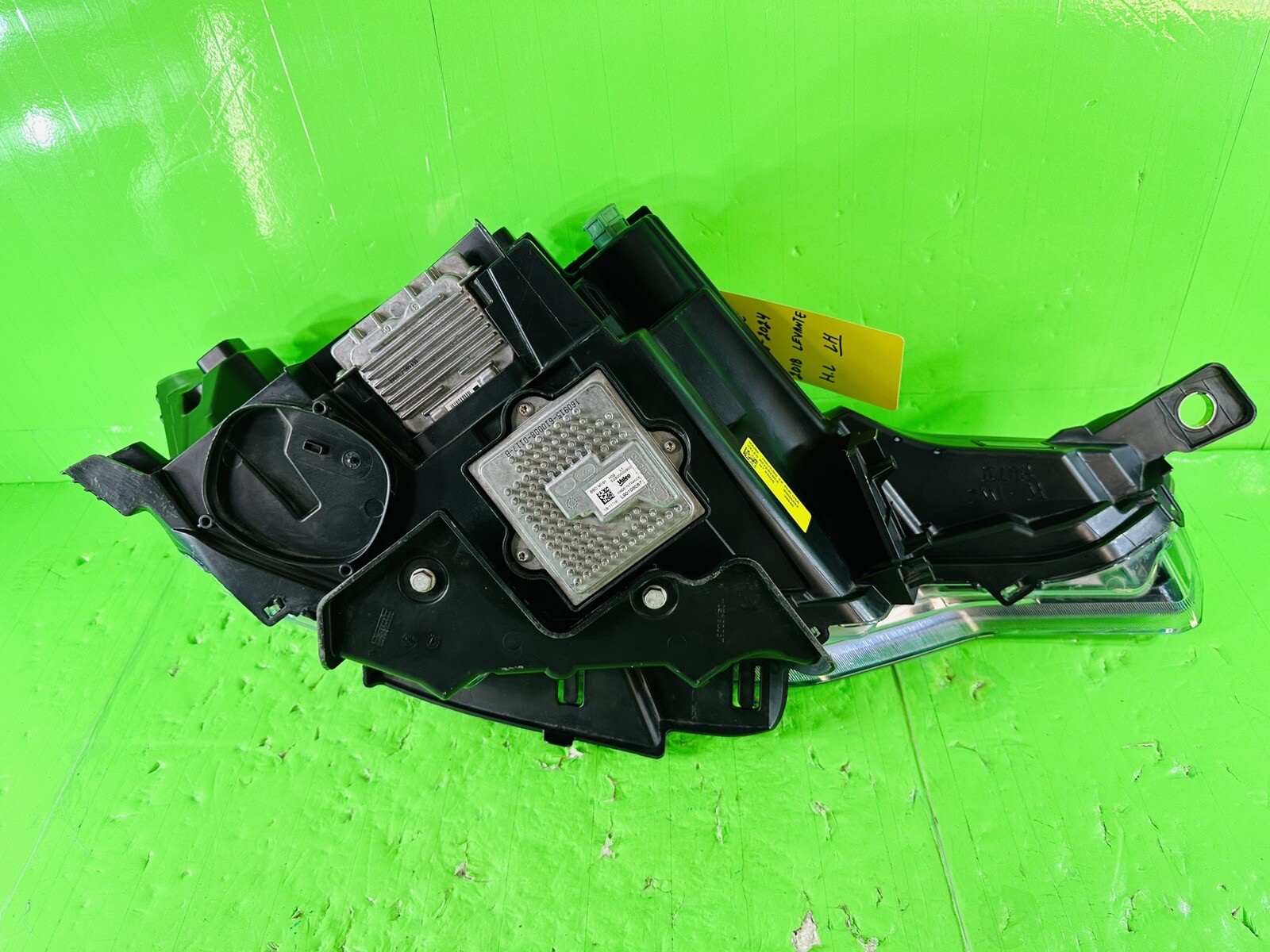 2017-2020 MASERATI LEVANTE LEFT SIDE HEADLIGHT XENON LED/NON-ADAPTIVE OEM
