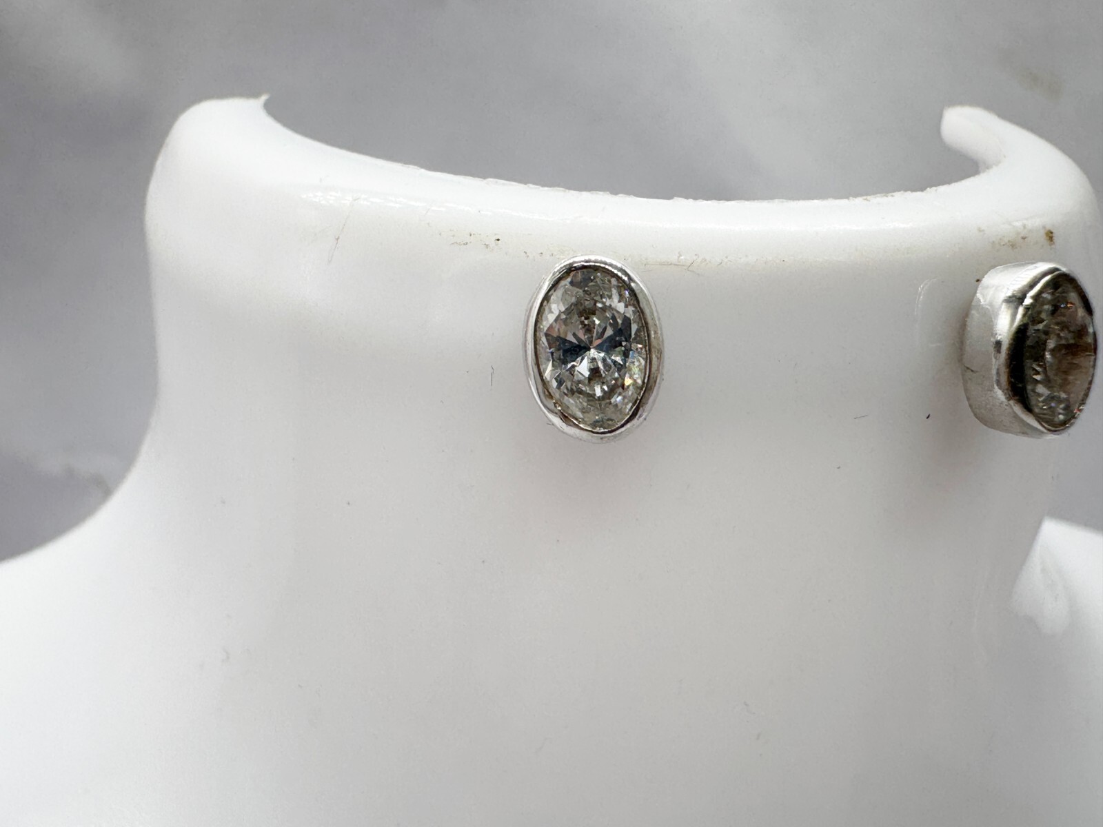 VINTAGE SOLID SILVER SOLITAIRE GEM SET STUD BUTTE… - image 2