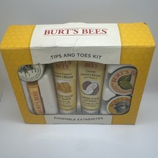 Burt's Bees Tips and Toes Kit NIB C4