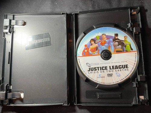 DVD JUSTICE LEAUGE CRISIS ON TWO EARTHS DC COMICS ANIMATION - Imagen 3 de 3