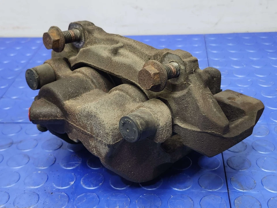 03-14 Volvo XC90 16" Rueda Conjunto Pinza Freno Delantera Lado Derecho Pasajero Fabricante de Equipo Original Foto 4 de 4