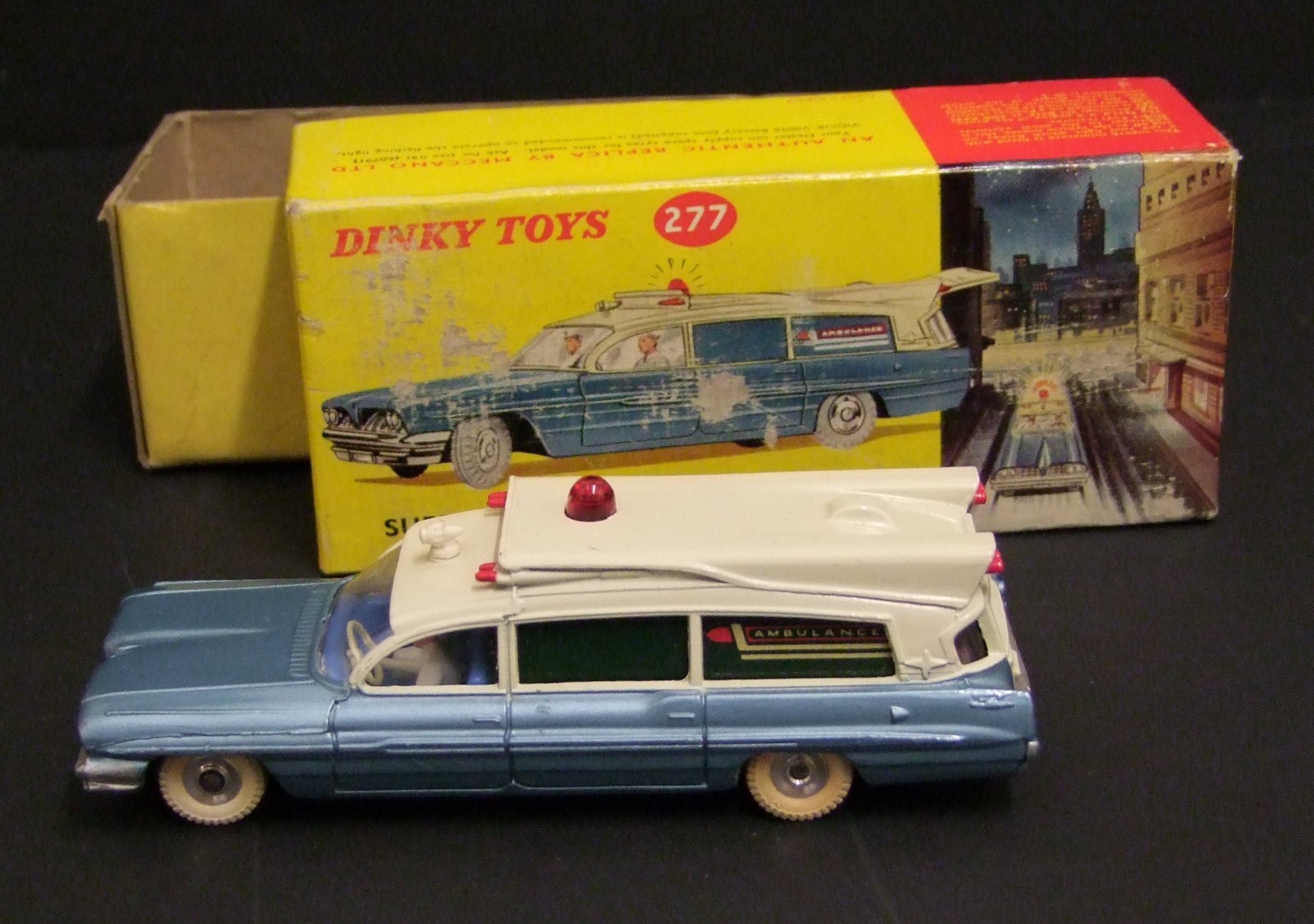 Dinky 277, Superior Criterion Ambulance - Free Price Guide & Review