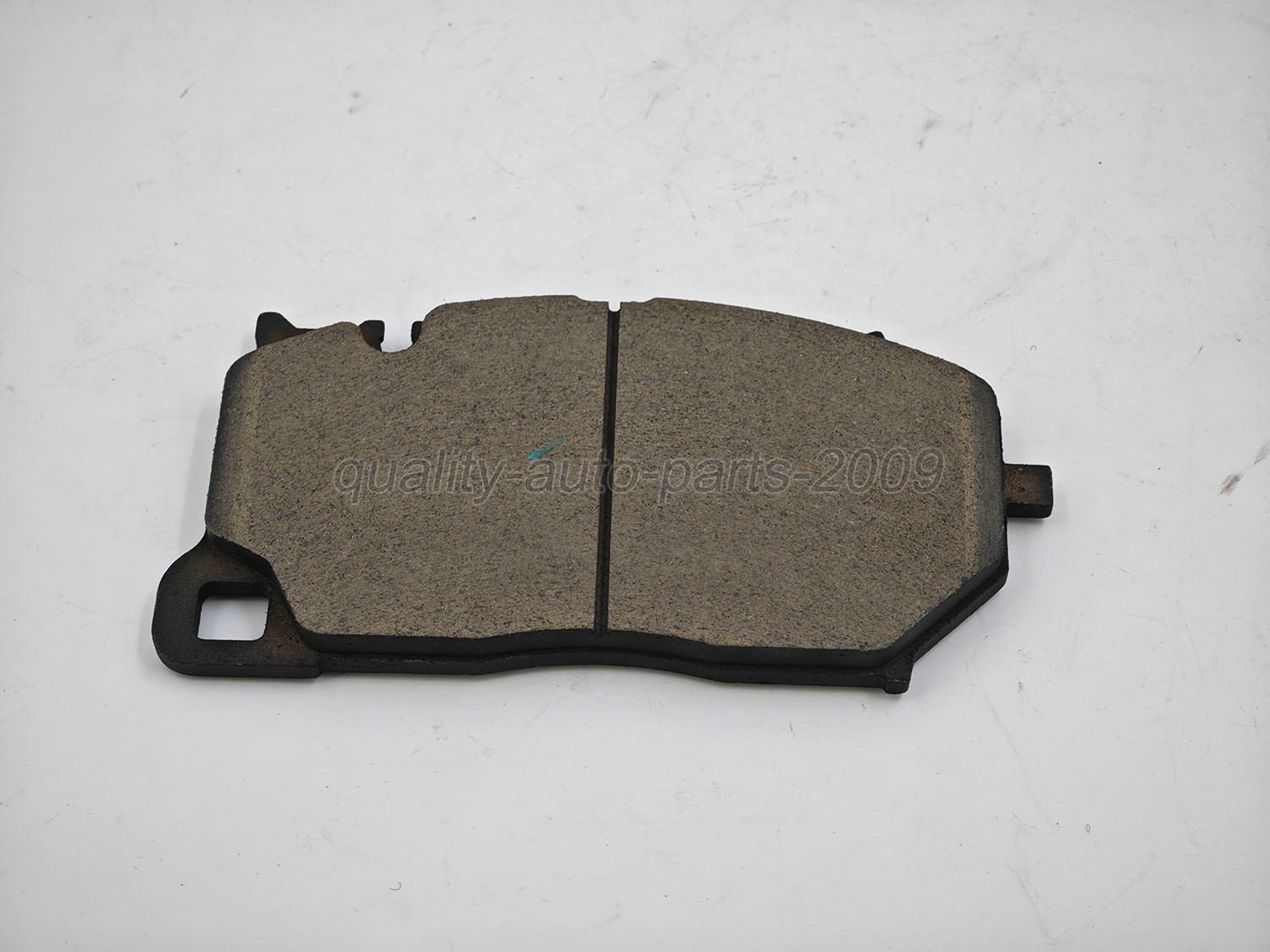 For Lamborghini Urus Bentley Bentayga Front Brake Pads Set 4M0698151AR 2018-2022