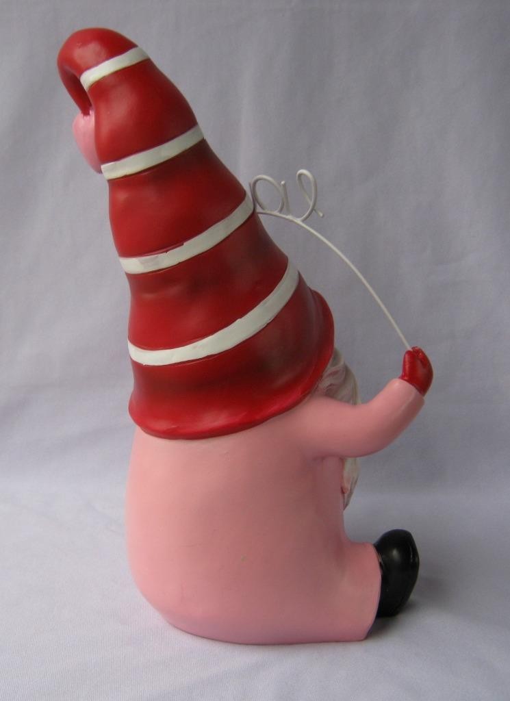 как выглядит Valentine 11.5" Cupid Gnome Dark Red White Pink holding LOVE sign Indoor Outdoor фото