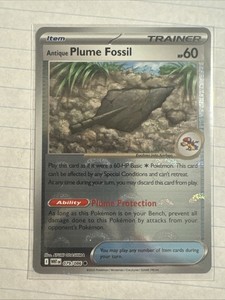 Antique Plume Fossil 079/086 Sv: White Flare Reverse Holo (Poke Ball Pattern)
