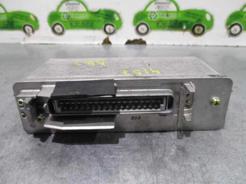 4A0907379A CENTRALINA ABS / BOSCH / 0265100056 / 992255 PER AUDI 80 AVANT 2.3 - Immagine 2 di 4