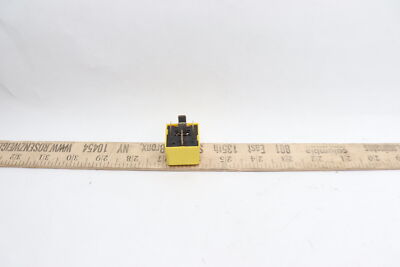 Hamburg Tech Windshield Wiper Motor Relay 90226846