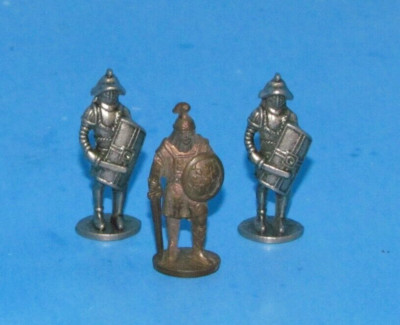 Vtg Unbranded? Rare Lot of 3 D&D Mini Metal Figures Knights Spartans L@@K