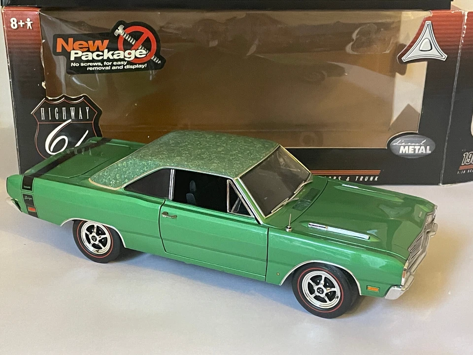 HIGHWAY 61 1969 DODGE DART 1/18 - Photo 2/4