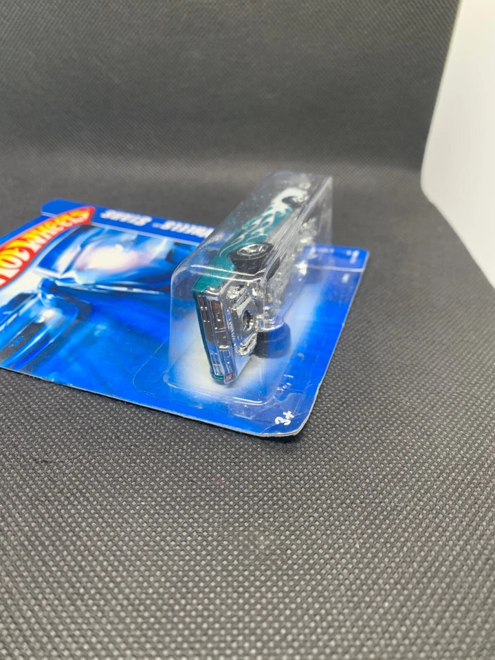 Hot Wheels - '67 Pontiac GTO Blue Flames HW Designs 2006 Diecast - 1:64 - BOXED - Image 4 of 4