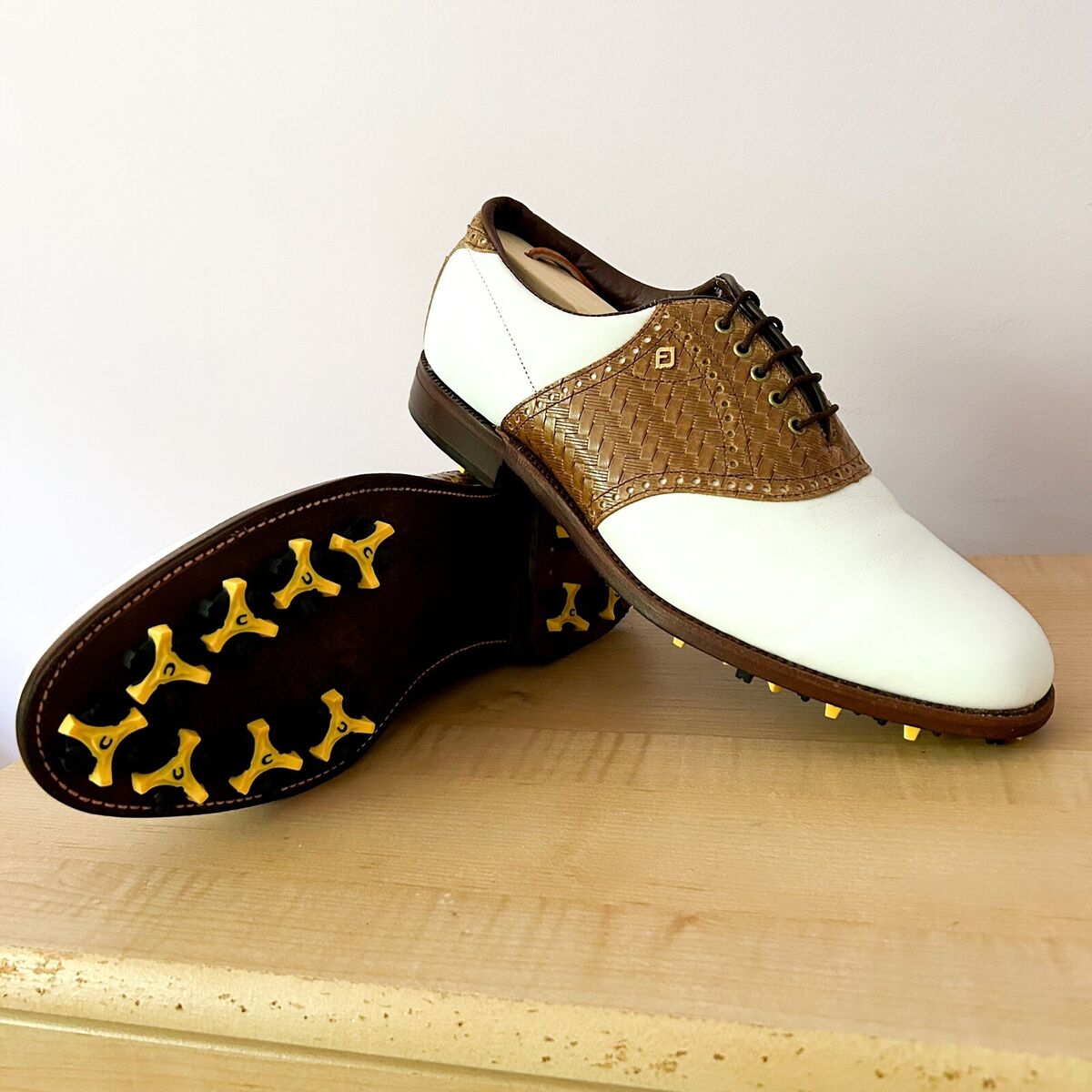 VINTAGE FootJoy Classics White Leather Brown weave saddle VINTAGE FootJoy Classics White Leather Brown weave saddle