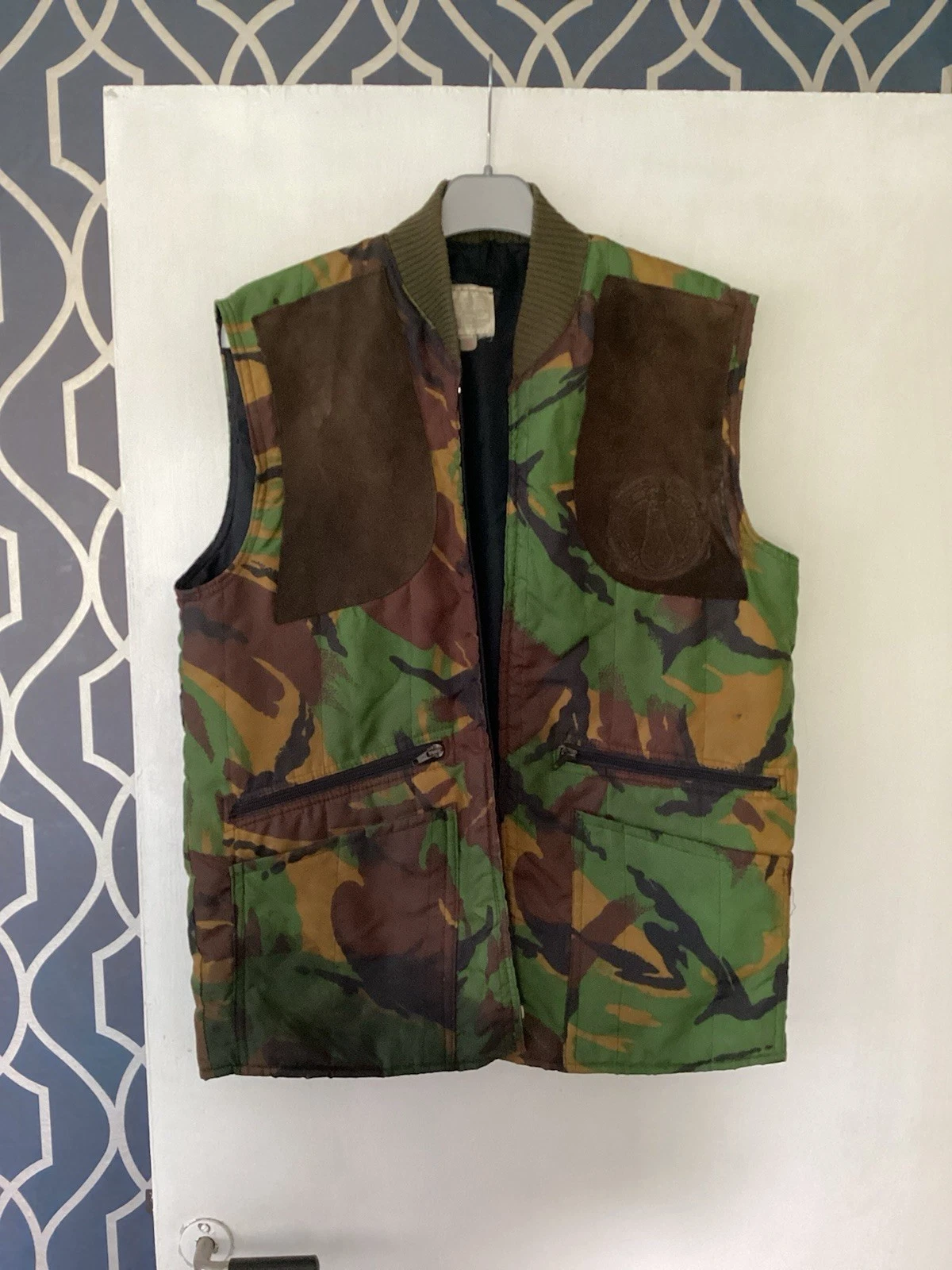 Vintage Mens Vest Camo Quilted Tactical Field Fishing Cargo Small S Made In UK