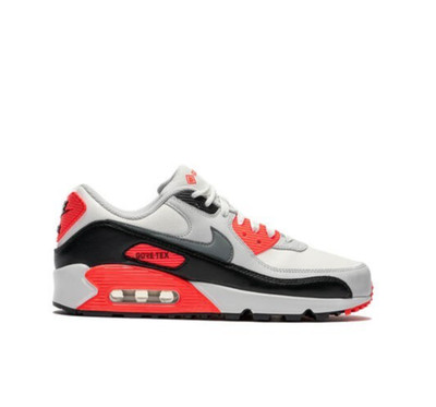 NIB Nike Air Max 90 GORE-TEX Shoes Low Cut FD5810-101 Infrared Size M 11.5 W 13