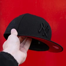 59FIFTY MLB NEW YORK YANKEES WORLD SERIES 1996 BLACK WOOL / RED UV FITTED CAP