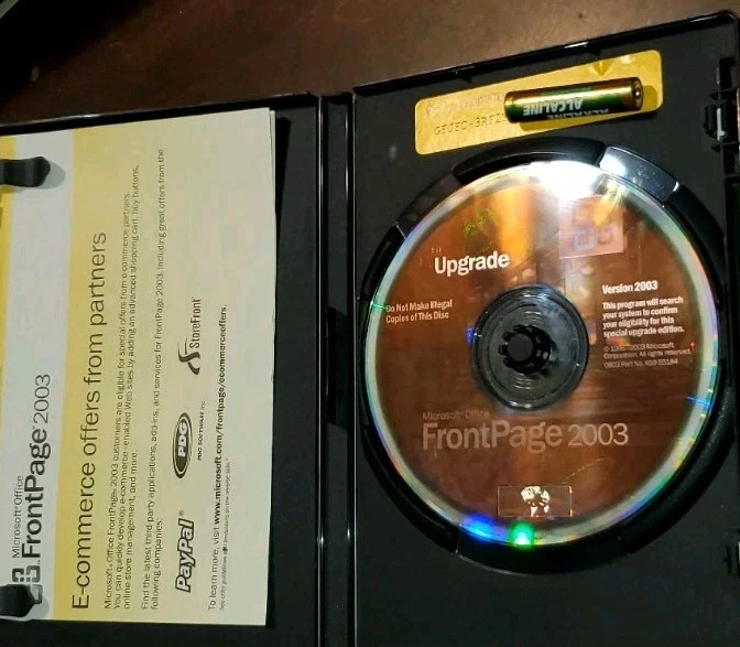Microsoft Office FrontPage 2003 Upgrade Software CD for Windows w/ Product Key - Image 2 of 3