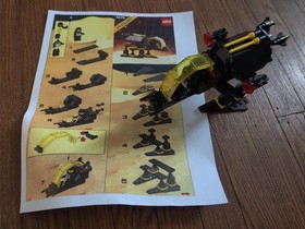 Lego Blacktron: Battrax (6941) Renegade (6954) Invader (6894) Alienator (6876)