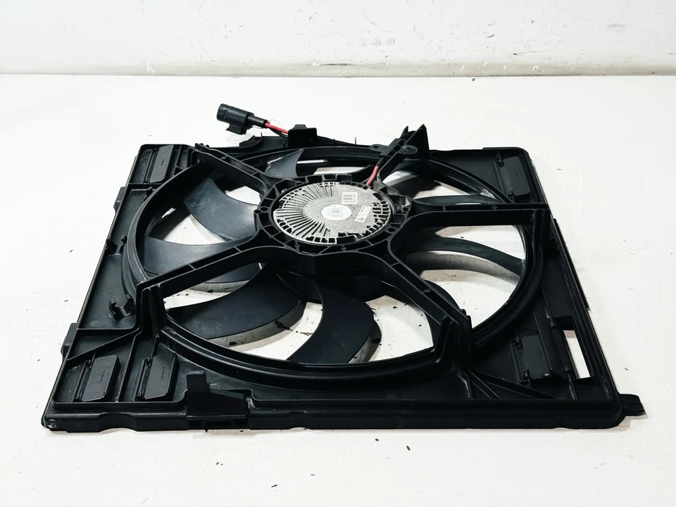 BMW X5 X5M X6 X6M 2008-2014 (E70 E71) 850 VATIOS MONTAJE VENTILADOR REFRIGERACIÓN RADIADOR Foto 3 de 4