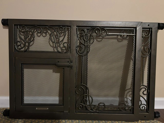 Pet Gate with door Metal mesh