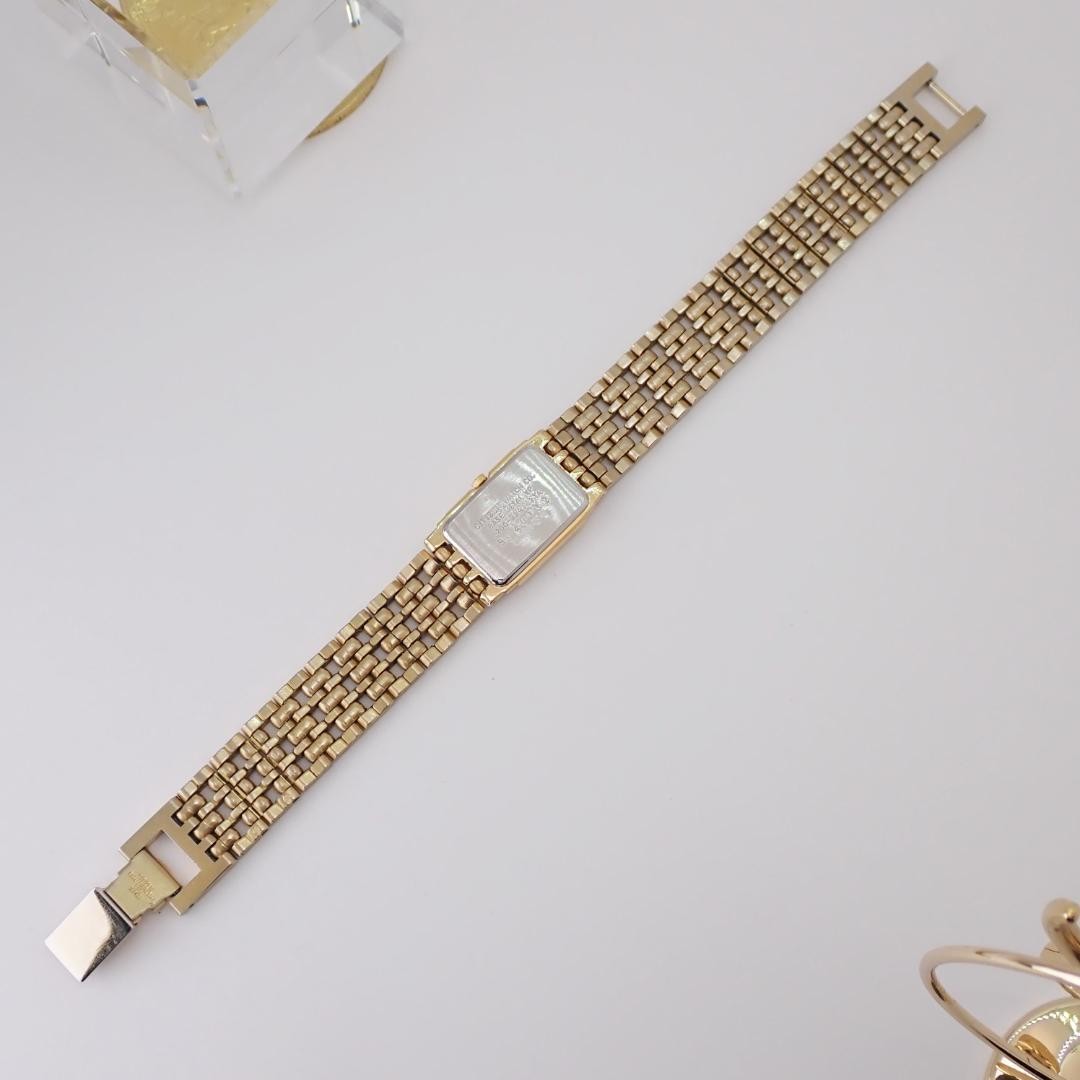Citizen Vintage Rectangular Ladies Wristwatch Qua… - image 9