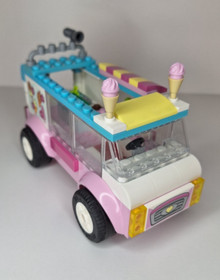 LEGO Juniors: Emma's Ice Cream Truck (10727) Complete, No Instructions