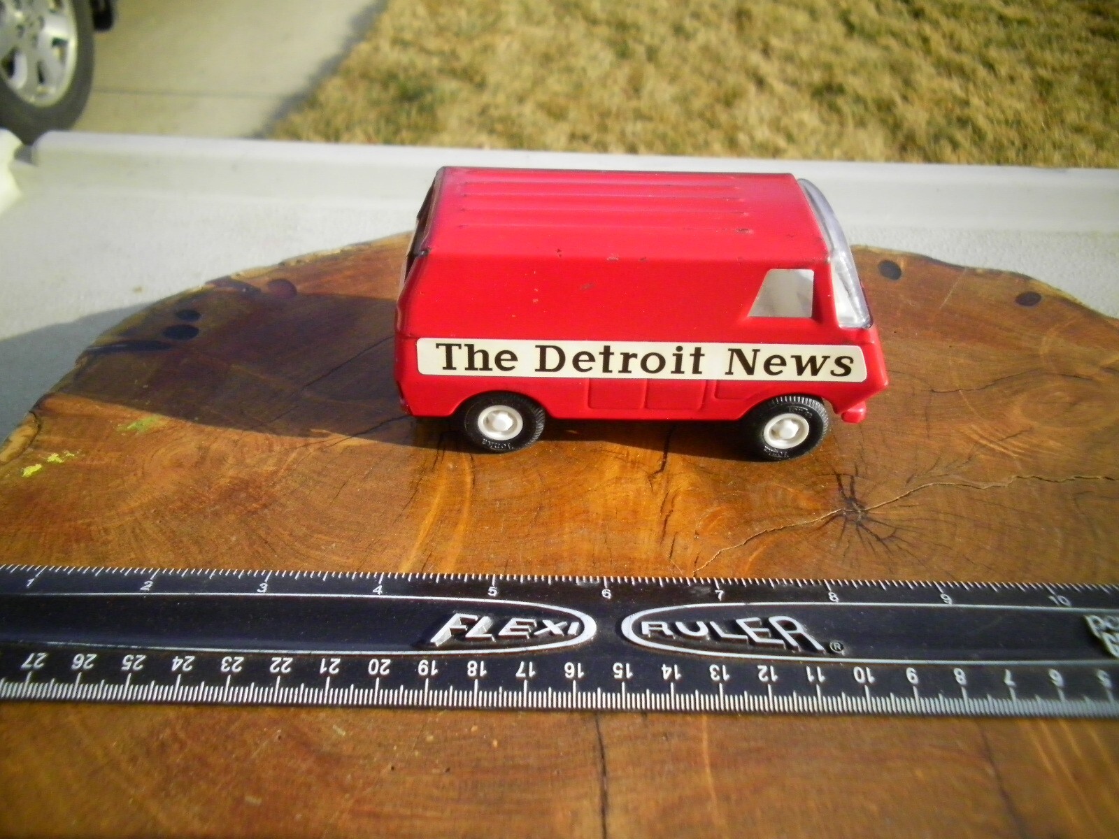 Vintage 1973 Original Tonka Pressed Steel The Detroit News Toy Van Private Label