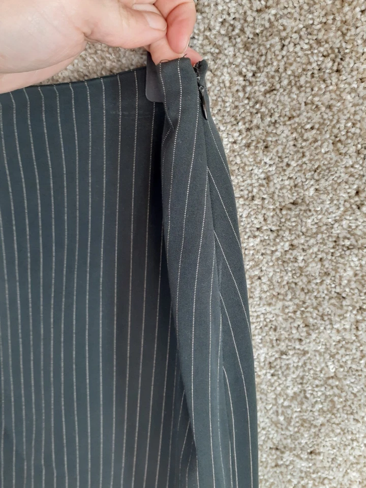 Falda inferior con volantes a rayas Chaps para mujer 8 negra carrera preppy elegante Foto 3 de 4