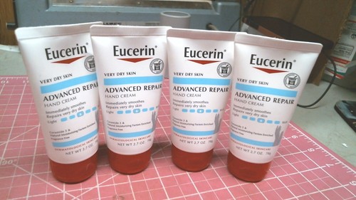 Eucerin Advanced Repair Hand Cream for Very Dry Skin - 2.7 fl oz 👀 GR8 BUY 😎 - Picture 4 of 15