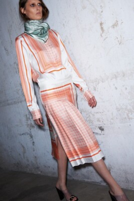 CÉLINE Old Celine Resort 2013 Orange Foulard Print Pleated Skirt S