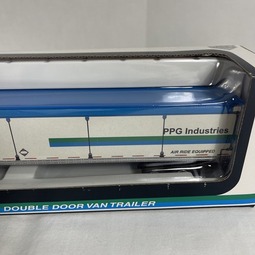 SpecCast 32923 PPG 1:64 Peterbilt 379 Double Door Van Trailer Die Cast - Picture 5 of 19