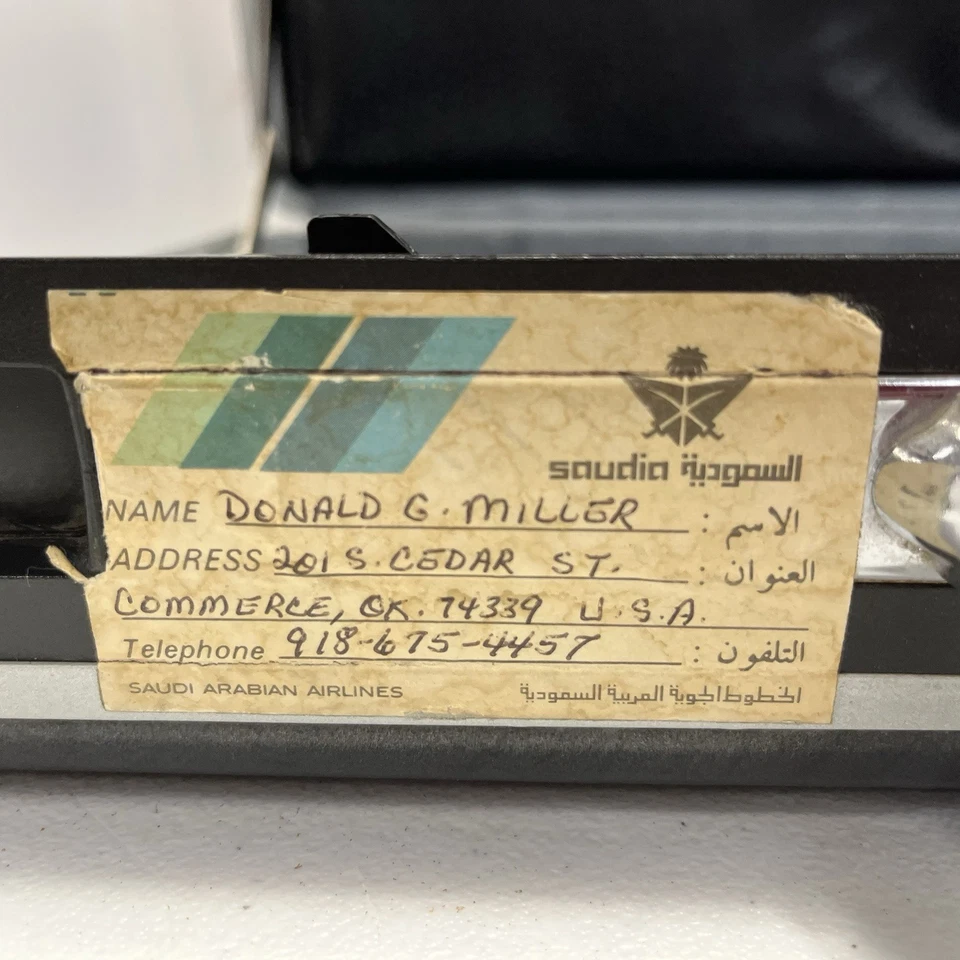 复古新秀丽经典棕色硬皮革公文包 18x13x4 英寸带组合 — 第 4/4 张图片