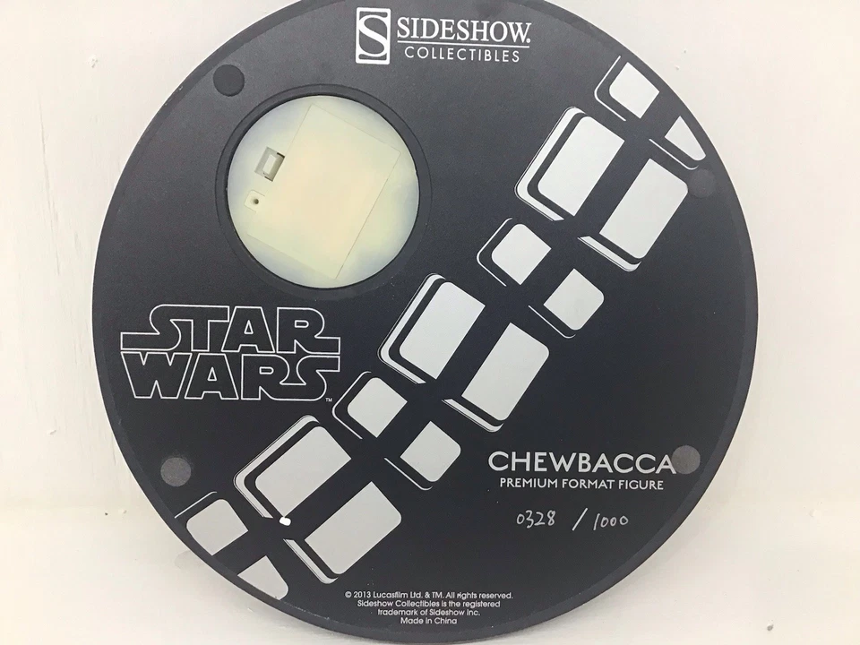 Estátua exclusiva formato premium Sideshow Star Wars Chewbacca #328/1000 - Imagem 3 de 4