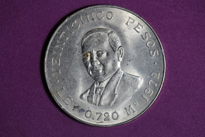 1972 Mexico $25 Veinticinco Pesos Coin, Benito Juarez #K58829