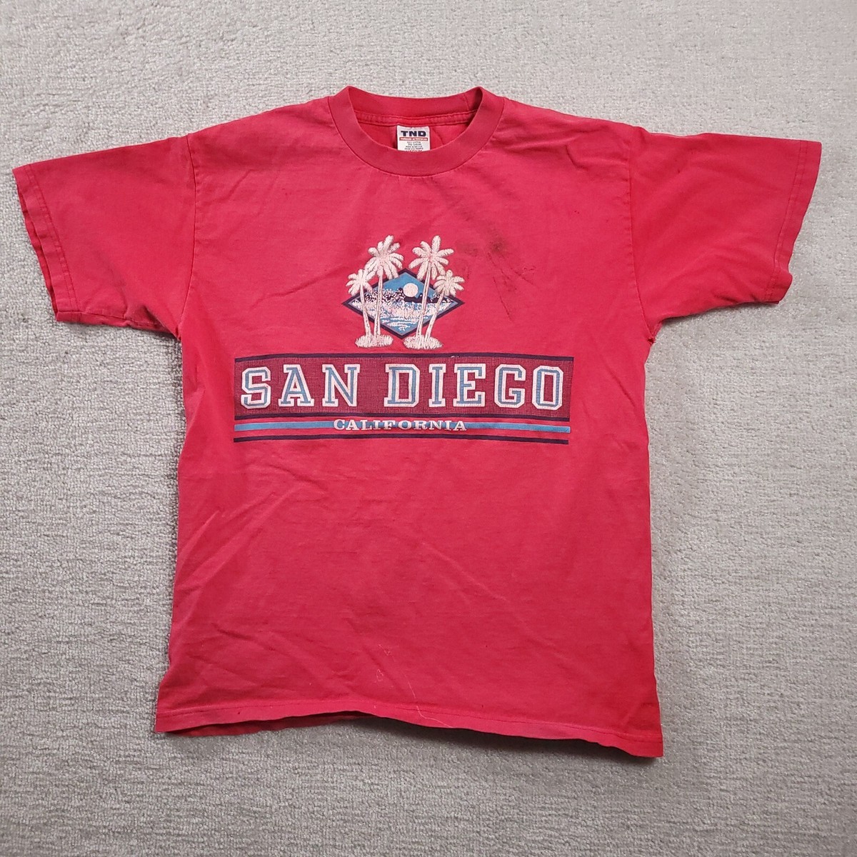 VTG TND 90s San Diego T Shirt Adult Medium Red Grunge