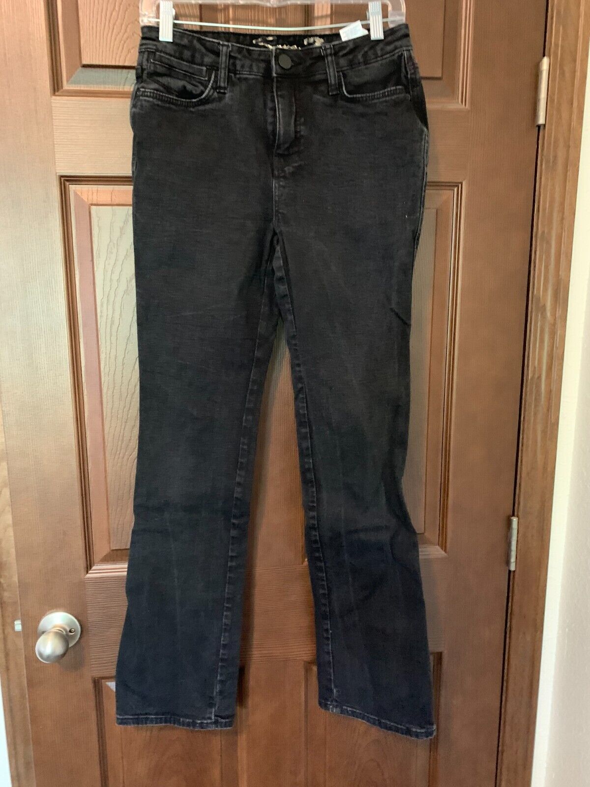 Picture 1 of 5