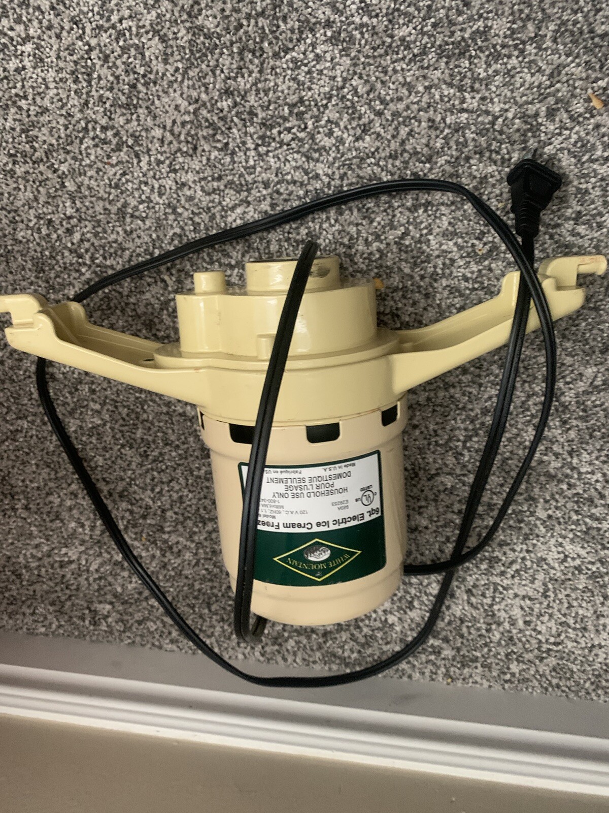 White Mountain Electric Ice Cream Maker Freezer Motor 69206 AS IS See