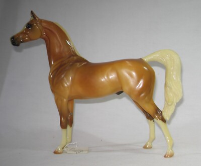 Stone model horse glossy palomino arabian stallion PLEASE READ DESCRIPTION