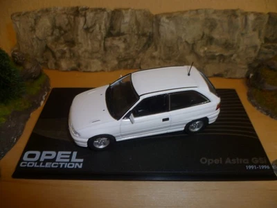 Modellauto Opel Astra - F - GSI,  3 Türig,   Maßstab 1:43 !!! - Bild 1 von 4