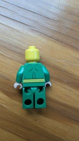 Genuine LEGO Super Heroes Iron Fist Minifigure sh0041 &mdash; Set 6873 &mdash; Rare Marvel