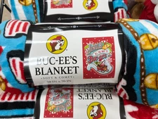 2025 NEW Buc-ee’s CHRISTMAS Limited Edition Plush Throw Blanket 50”x70” Bucees