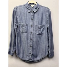 Banana Republic Button front Shirt Womens XS Denim Chambray Roll Tab Sleeve Flaw