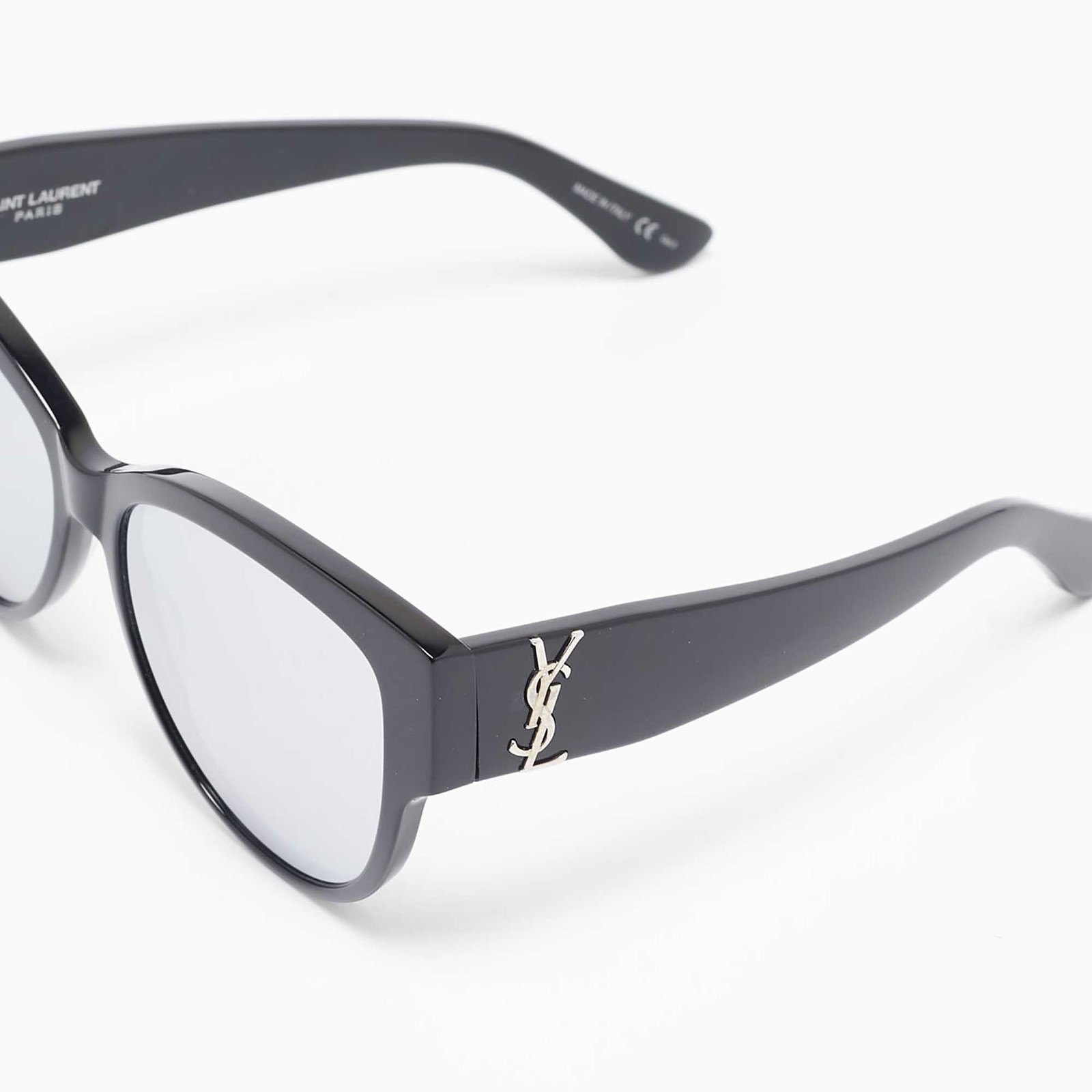 Occhiali da sole Saint Laurent nero grigio specchiato SLM3 occhio di gatto