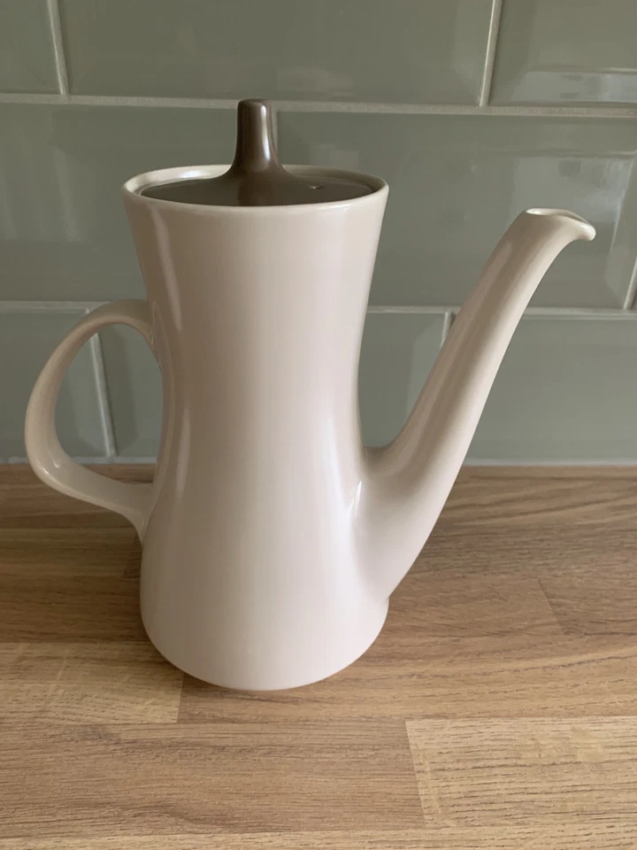 POOLE POTTERY Twin Tone Mushroom & Sepia Coffee Pot & Hot Water Jug Set of 2  - Image 4 of 4