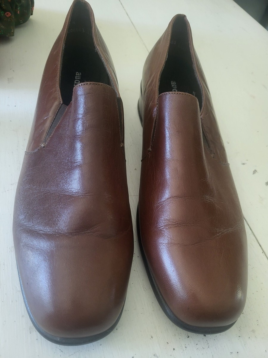New Auditions Token Coppertone Classic Leather Slip-Ons If the shoe fits, wear it. If it doesn main image 4