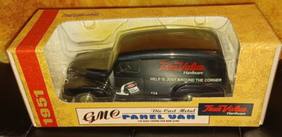GMC 1951 True Value Hardware Panel Van 1/25 Scale Die Cast Metal Bank with key.