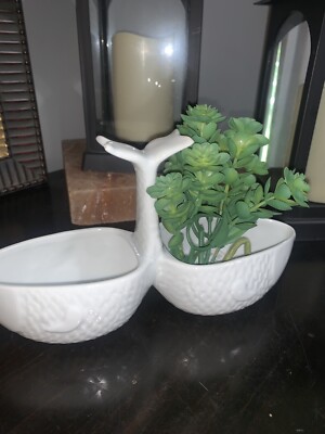 Boston Warehouse Double Fish White Ceramic Dip/Nut/Relish Dish Beach Lake Deco