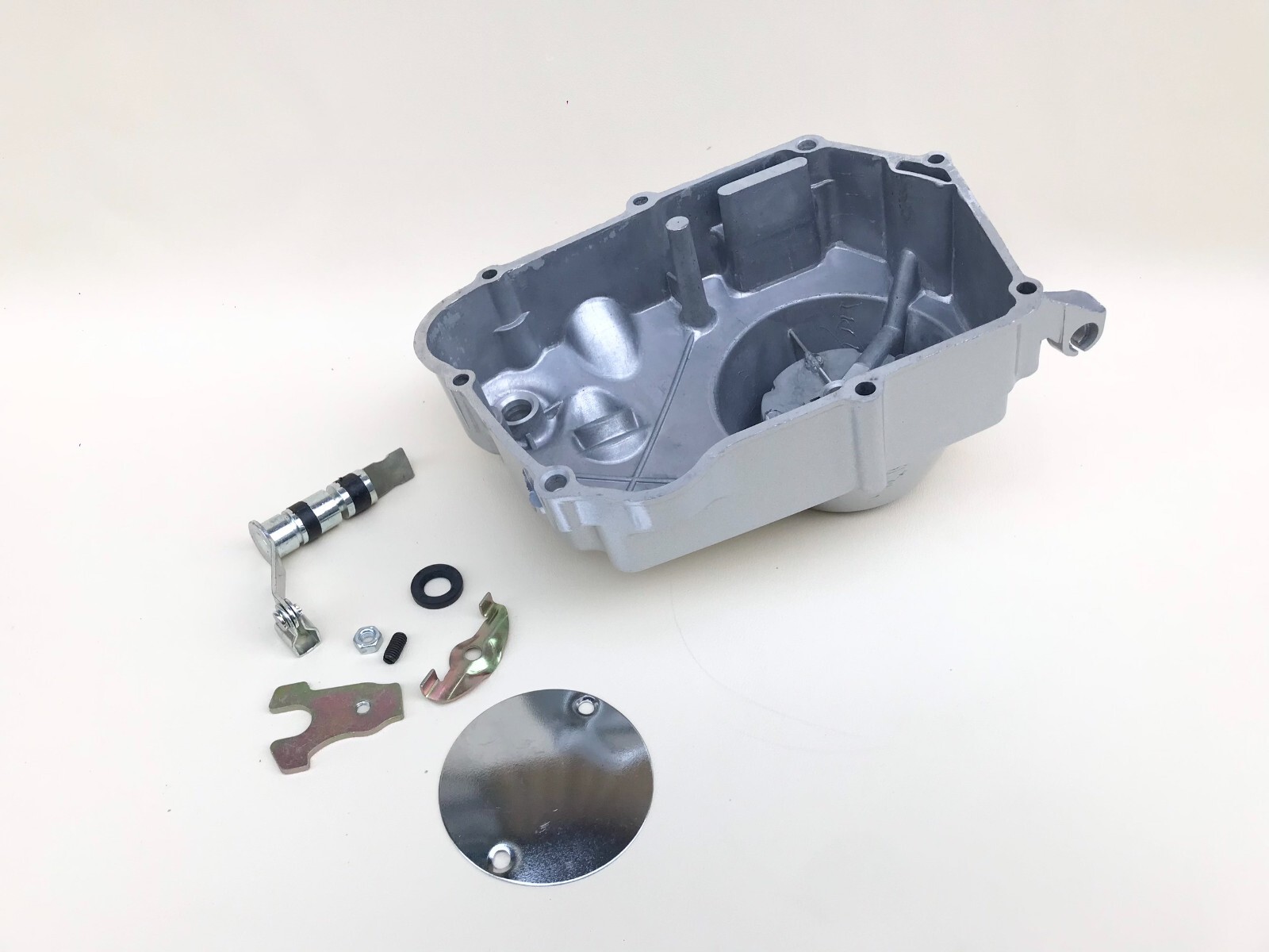 Honda SS50 CD50 Clutch Side Engine Casing Cover CD70 CL70 Dax SL CL50