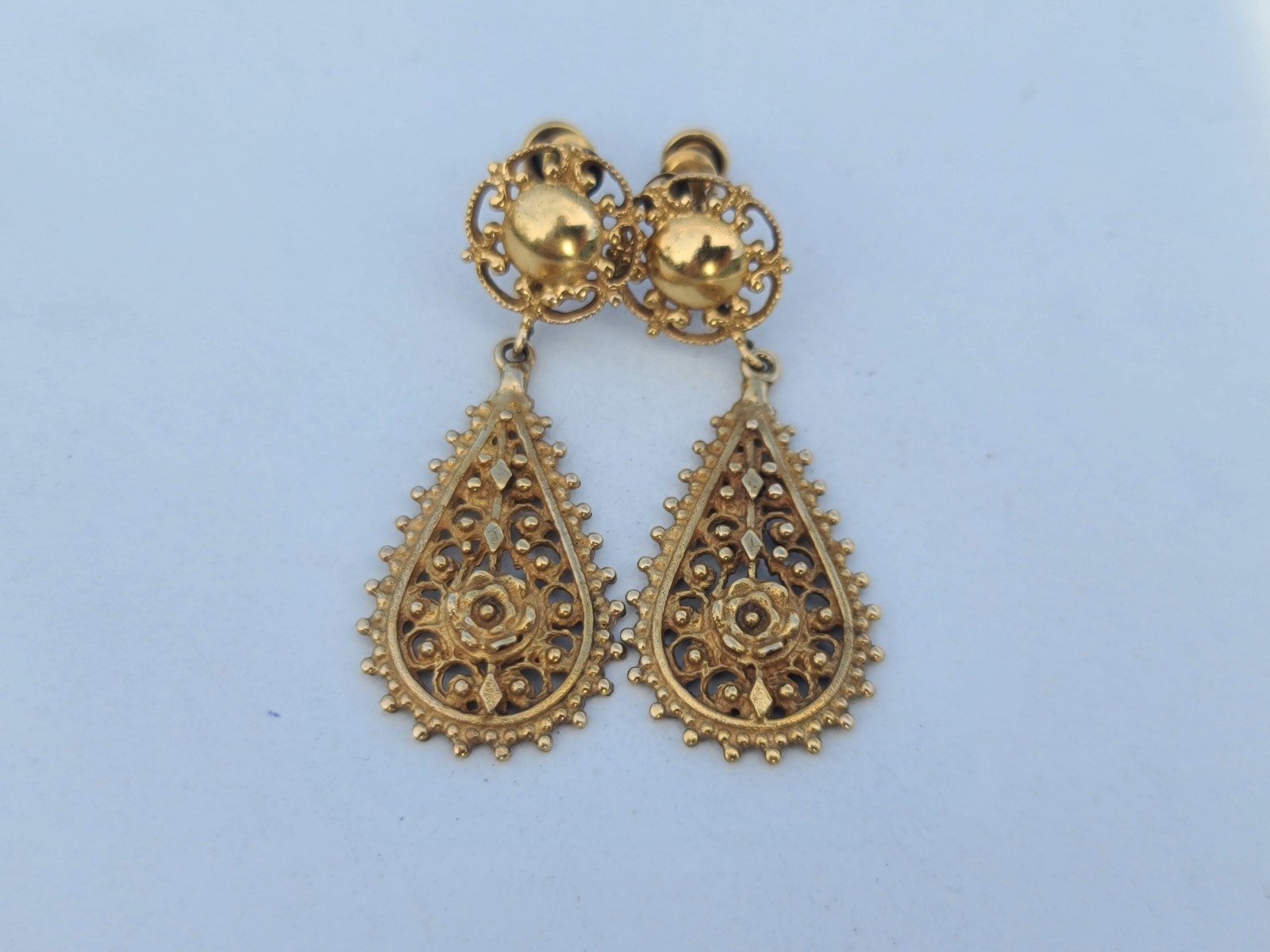 VTG 14k Solid Yellow Gold Stud Dangle Screwback E… - image 17