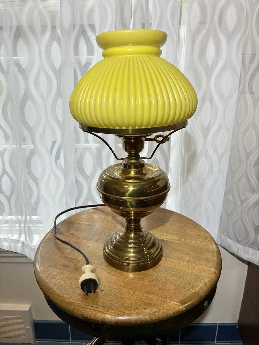 25+ Collectible Antique 1950-1959 Time Period Manufactured Lamps