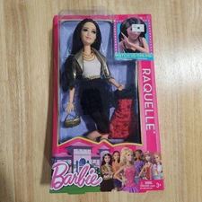 2012 Barbie Doll Life in the Dreamhouse Raquelle NIB Y7441 Mattel Smirk